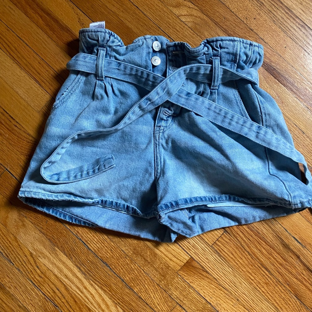 High waisted AE paper bag shorts